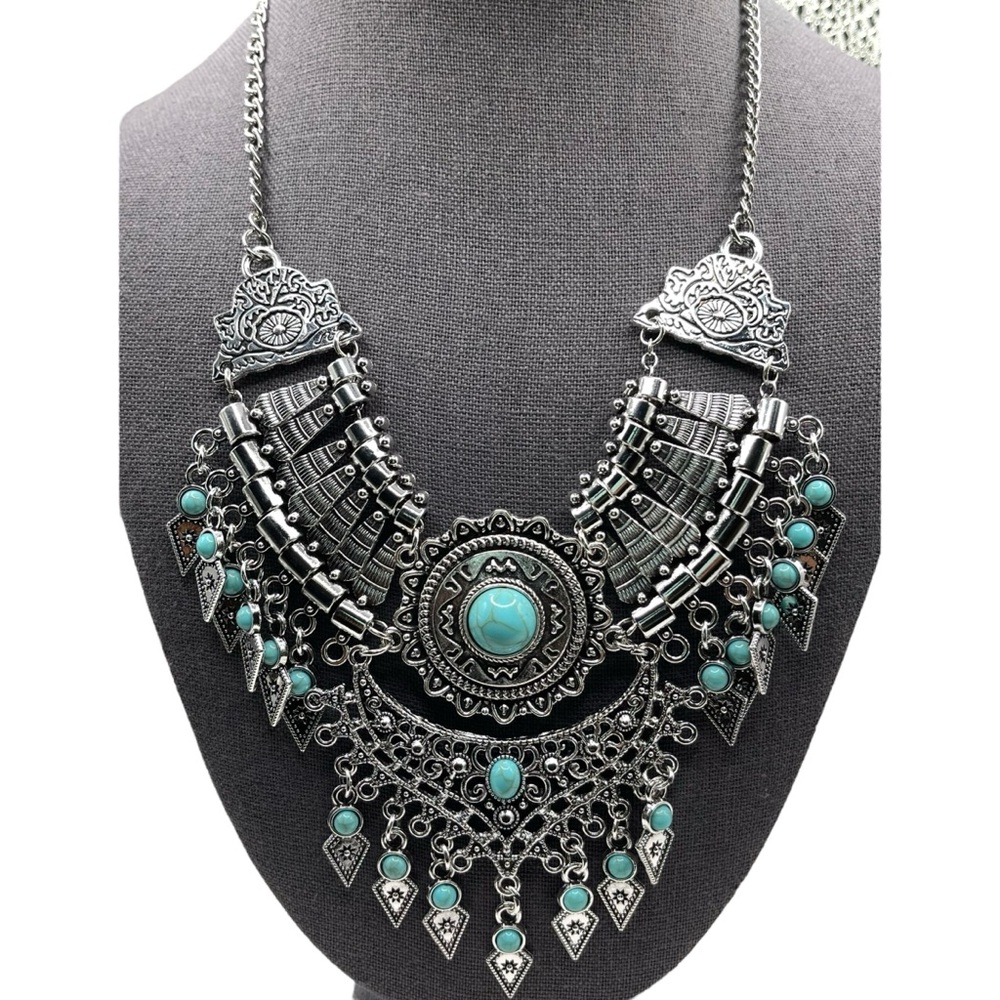 ❤️ Boho x Gypsy Tribal Silver Tone Statement Necklace